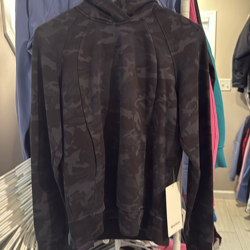 Lululemon Scuba Pullover Hoodie